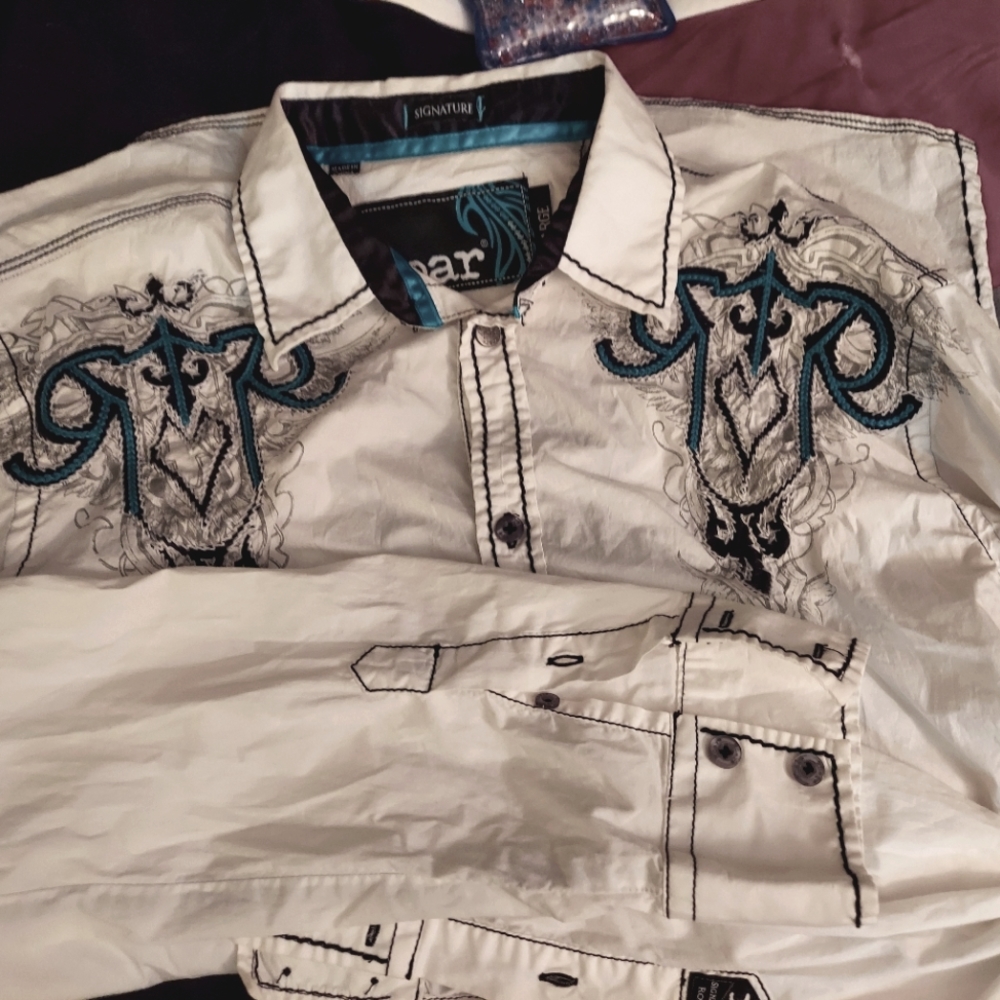 ROAR Embroidered Men's Button Up Shirt